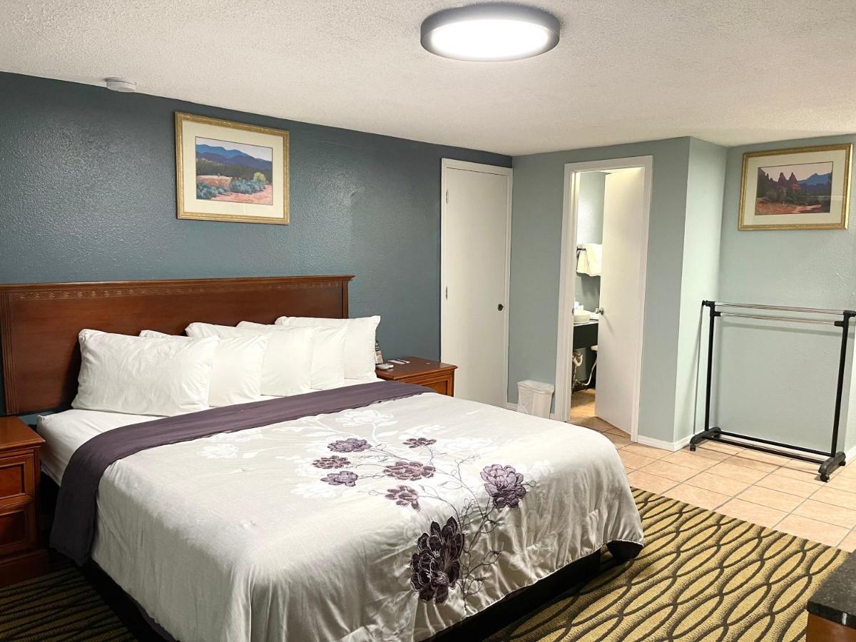 Hotel Annie Oakley